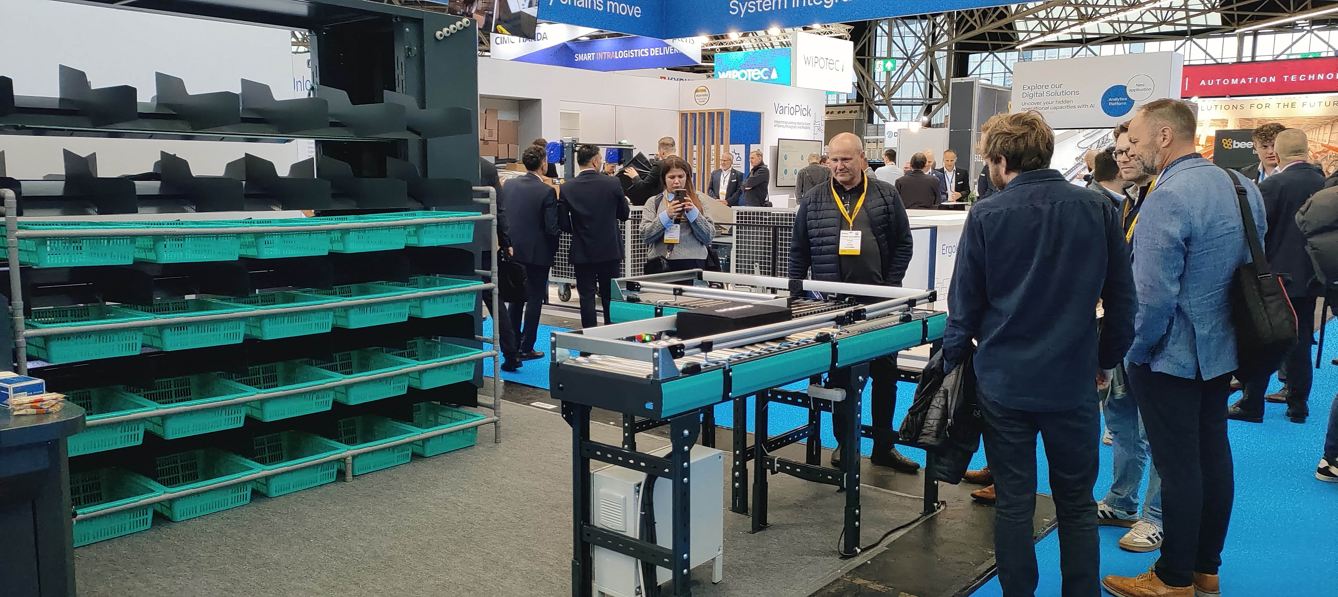 1761534882967216.jpg 4.jpg