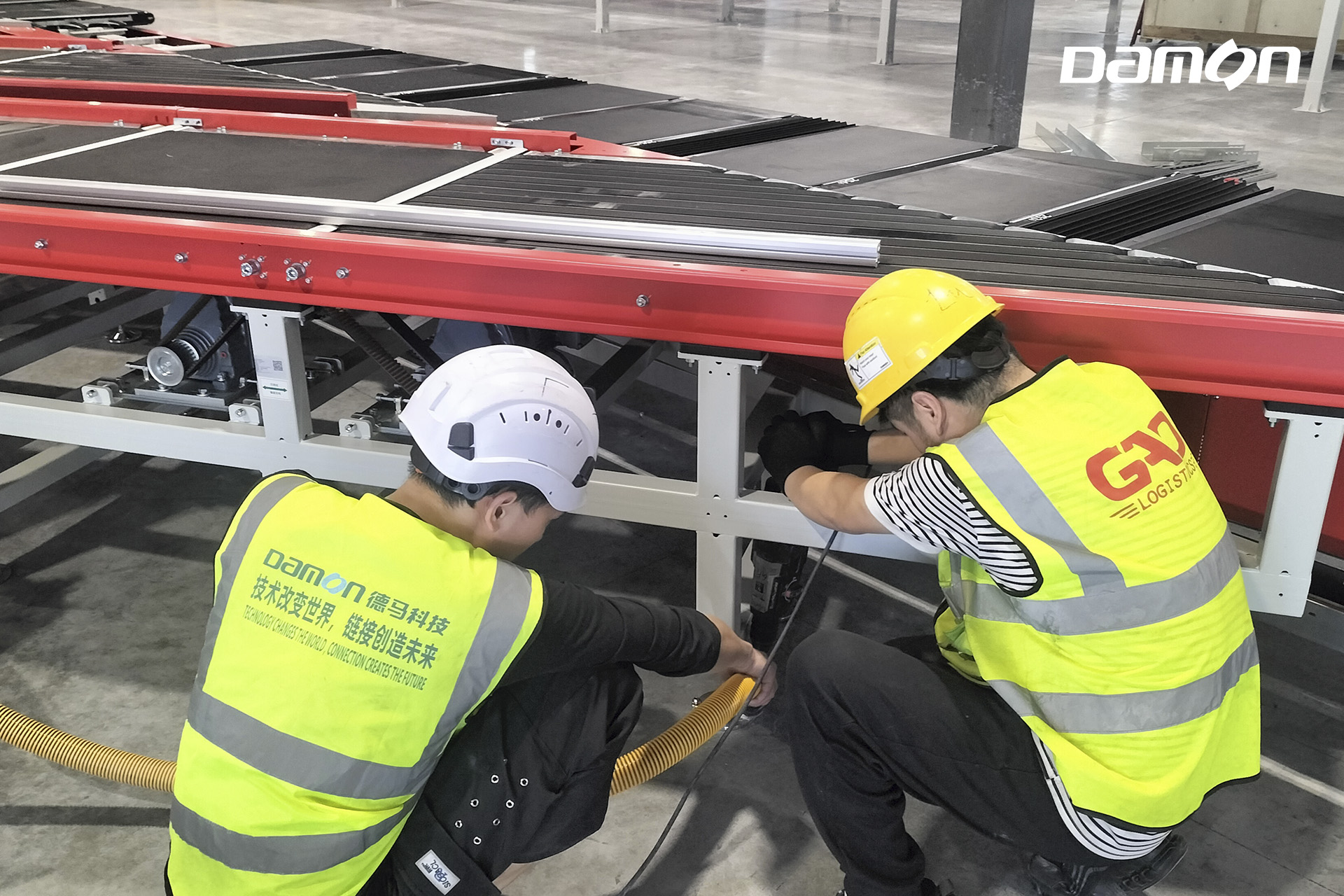 1762156005610702.jpg 服务4.jpg